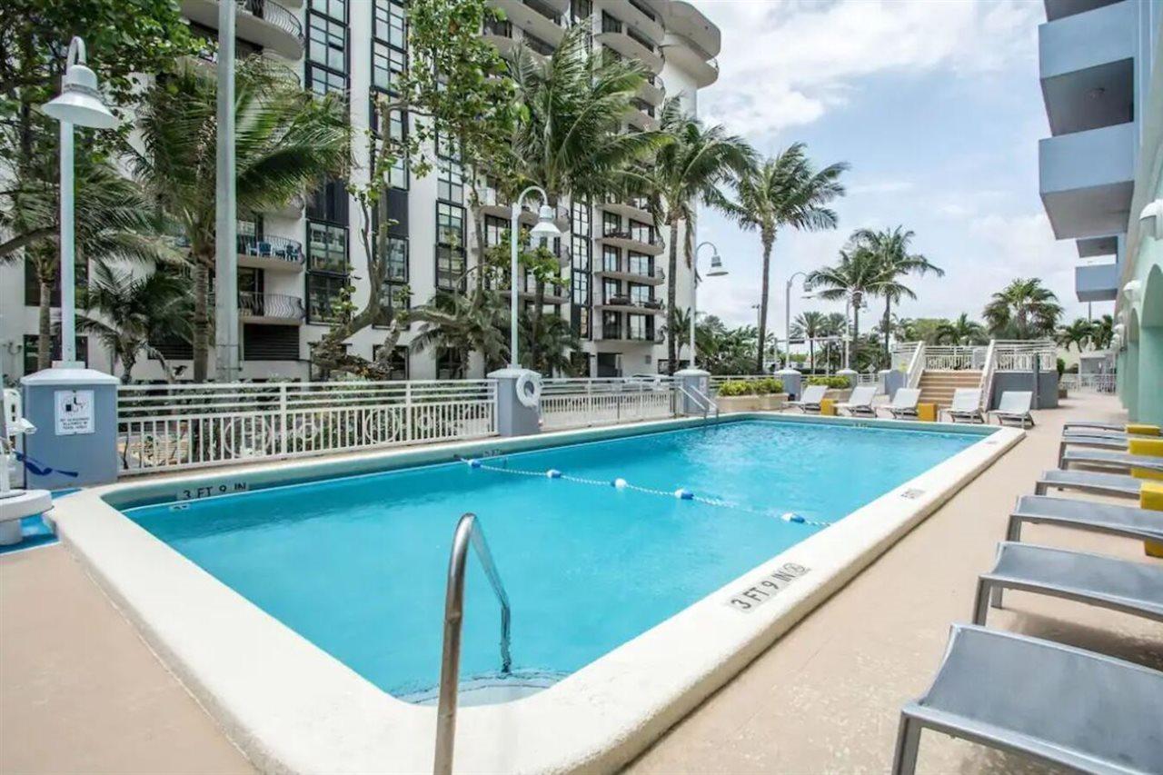 Готель Solara Surfside Екстер'єр фото
