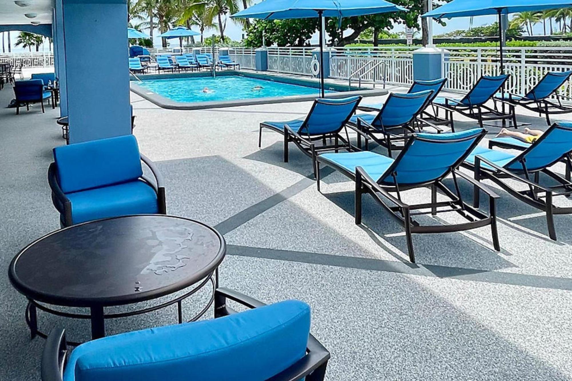 Готель Solara Surfside Екстер'єр фото
